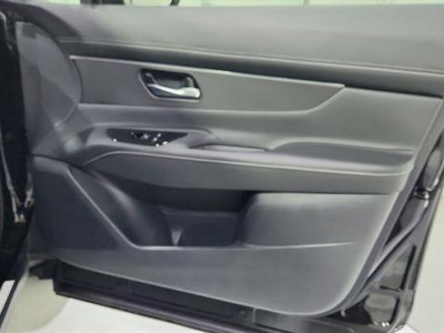 Certified 2025 Nissan Murano SV image 54