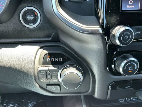 New 2026 RAM 1500 Big Horn w/ Night Edition AWD/4WD image 27