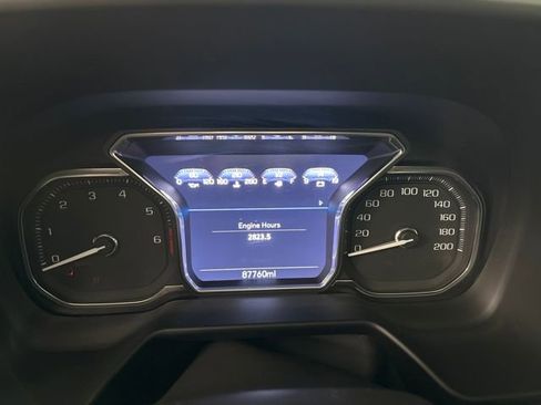 Used 2021 GMC Yukon XL SLT image 35