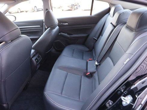 Used 2025 Nissan Altima 2.5 SL image 10