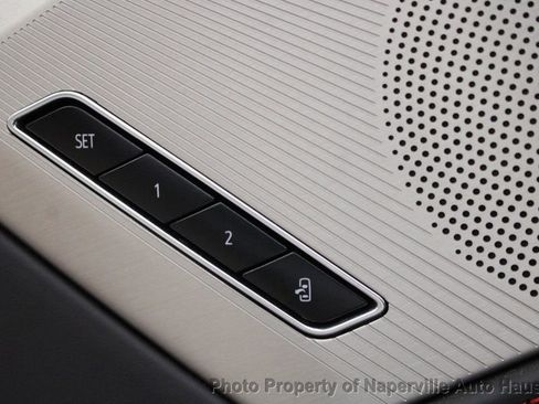 Used 2021 Chevrolet Corvette Stingray Premium Conv w/ Z51 Performance Package image 16