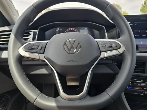 New 2026 Volkswagen Jetta SE FWD image 23