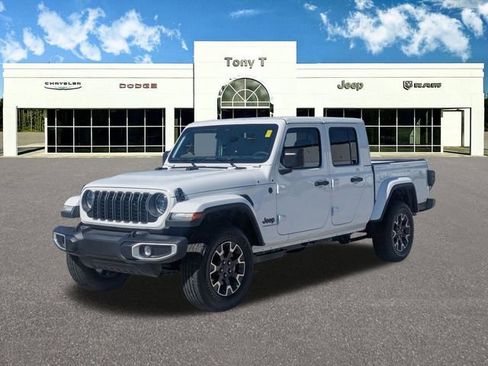 New 2026 Jeep Gladiator Sport AWD/4WD image 3