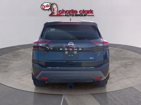 Used 2023 Nissan Rogue SV FWD image 4