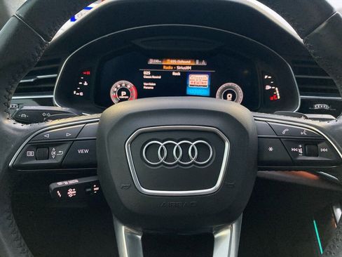 Used 2019 Audi Q8 Prestige w/ Luxury Package image 15