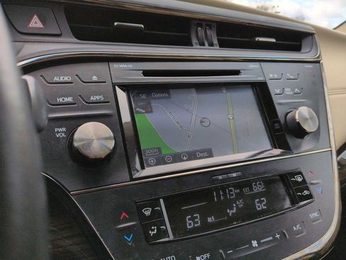 Used 2015 Toyota Avalon XLE Touring image 31