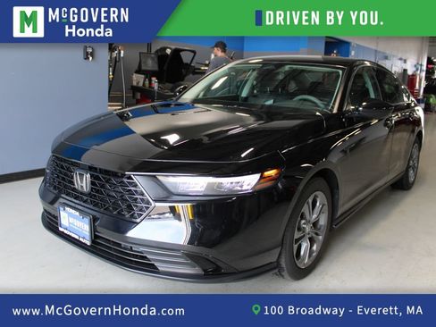 Used 2023 Honda Accord EX image 1