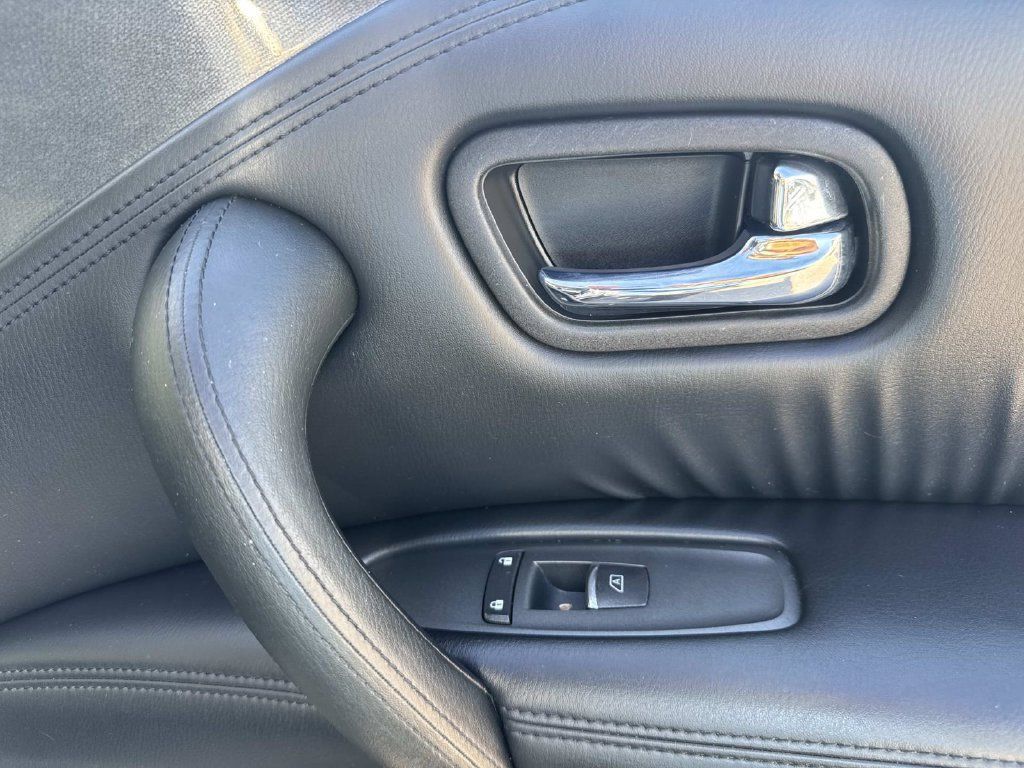 Used 2021 Nissan Armada SV RWD image 15