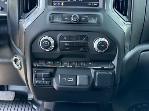 Used 2023 GMC Sierra 1500 Pro w/ Pro Value Package RWD image 25