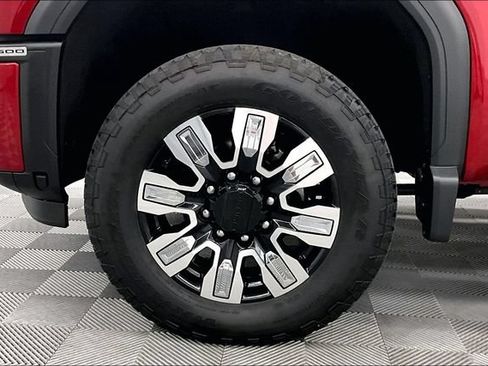 Used 2024 GMC Sierra 3500 Denali w/ Denali Reserve Package AWD/4WD image 10