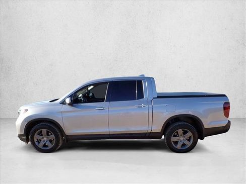 Used 2022 Honda Ridgeline RTL-E image 2