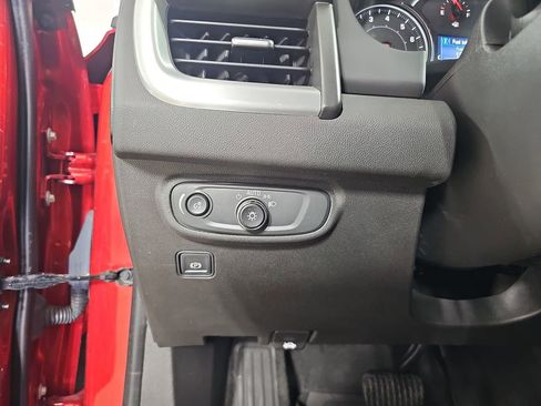 Certified 2023 GMC Terrain SLE w/ Driver Convenience Package FWD image 31