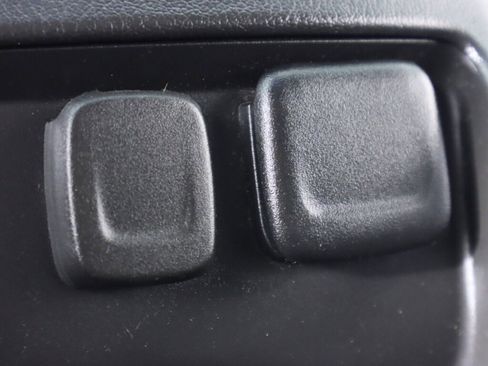 Used 2019 Chevrolet Tahoe LT AWD/4WD image 24