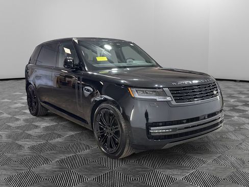 New 2026 Land Rover Range Rover Long Wheelbase SE image 7