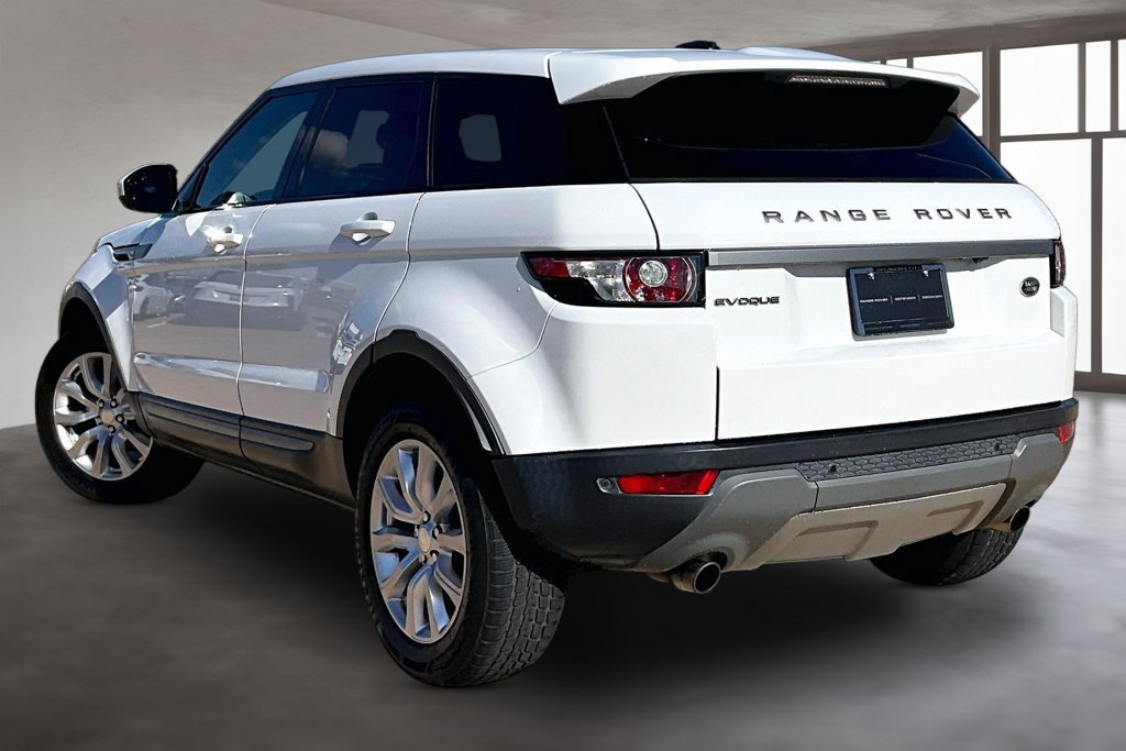 Used 2015 Land Rover Range Rover Evoque Pure AWD/4WD image 11