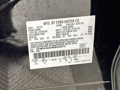 Used 2021 Ford Edge Titanium FWD image 31