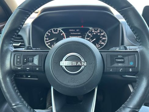 Certified 2023 Nissan Rogue SV w/ SV Premium B Package image 18