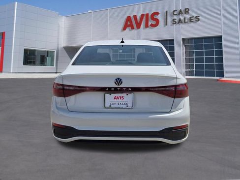 Used 2025 Volkswagen Jetta Sport FWD image 7
