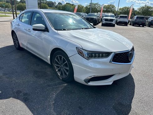Used 2018 Acura TLX w/ Technology Package FWD image 2