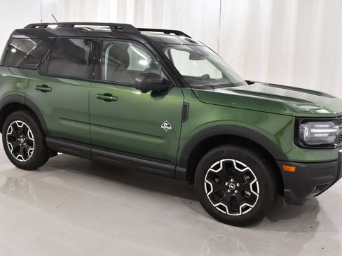 Used 2025 Ford Bronco Sport Outer Banks w/ Outer Banks Tech Package+ AWD/4WD image 5