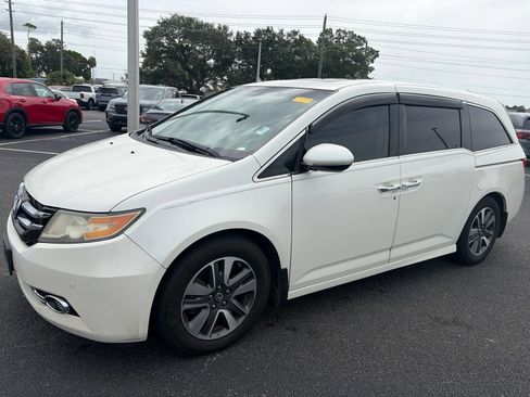 Used 2016 Honda Odyssey Touring image 3