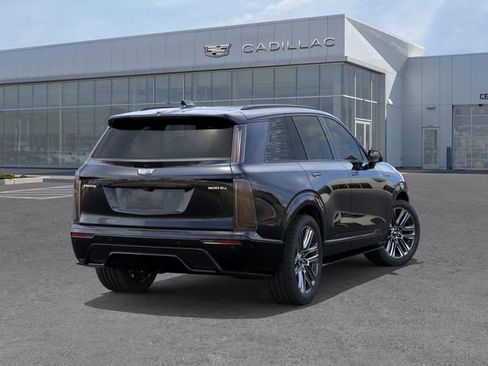 New 2026 Cadillac Vistiq Luxury w/ LPO, Floor Liner Package AWD/4WD image 4