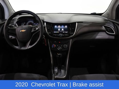 Used 2020 Chevrolet Trax LS FWD image 8