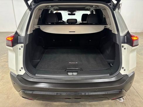 Used 2023 Nissan Rogue SV w/ SV Premium B Package FWD image 23