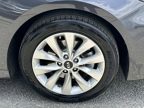 Used 2018 Kia Optima S w/ Panoramic Sunroof Package FWD image 8