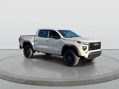 New 2026 GMC Canyon Elevation w/ Convenience Package