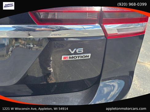Used 2019 Volkswagen Atlas SEL R-Line AWD/4WD image 41