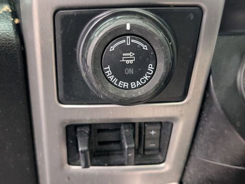 Used 2019 Ford F150 Platinum w/ Equipment Group 701A Luxury image 39