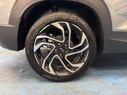 New 2026 Chevrolet TrailBlazer RS w/ Convenience Package FWD image 5