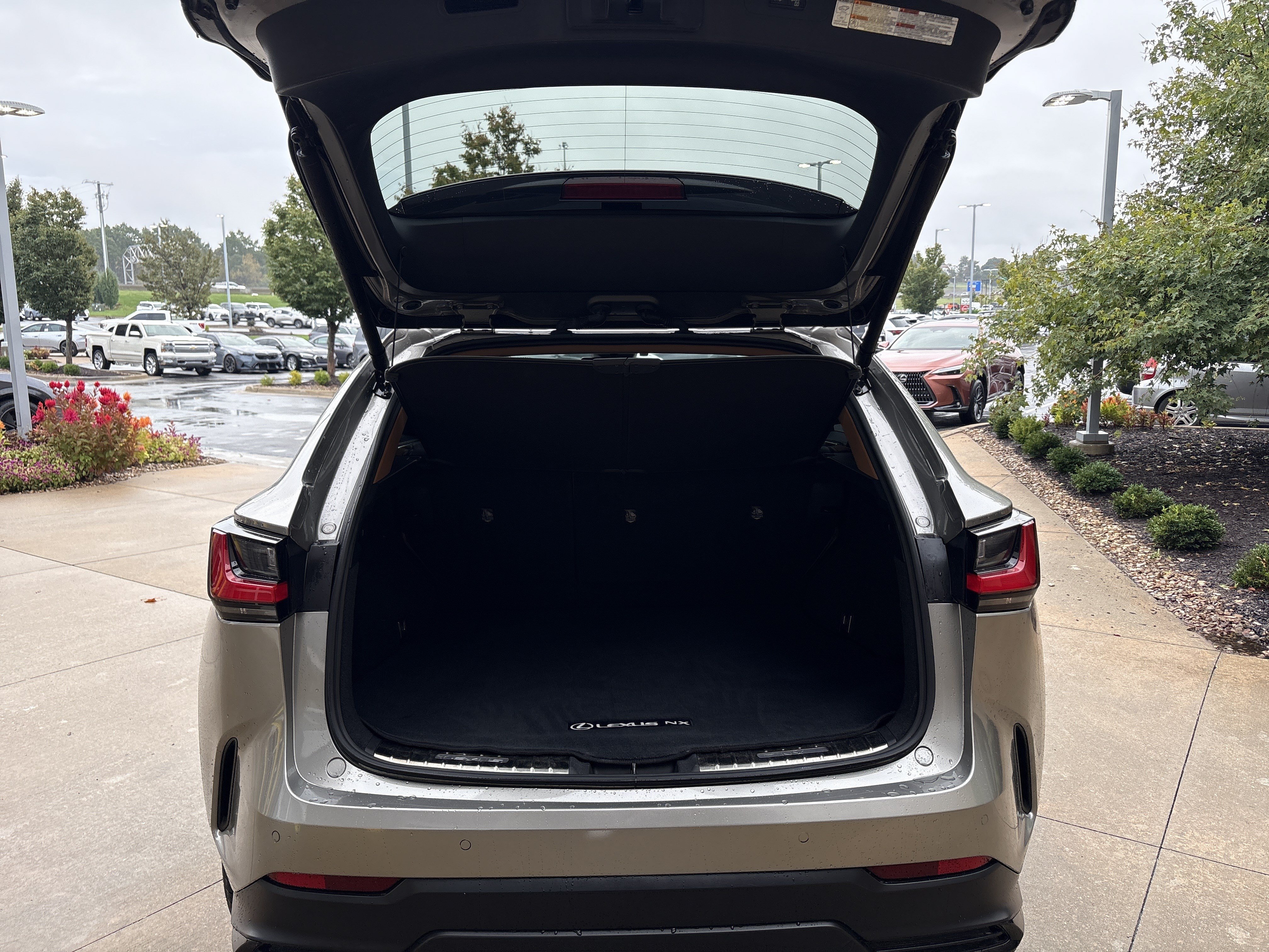 Used 2023 Lexus NX 350 AWD image 32