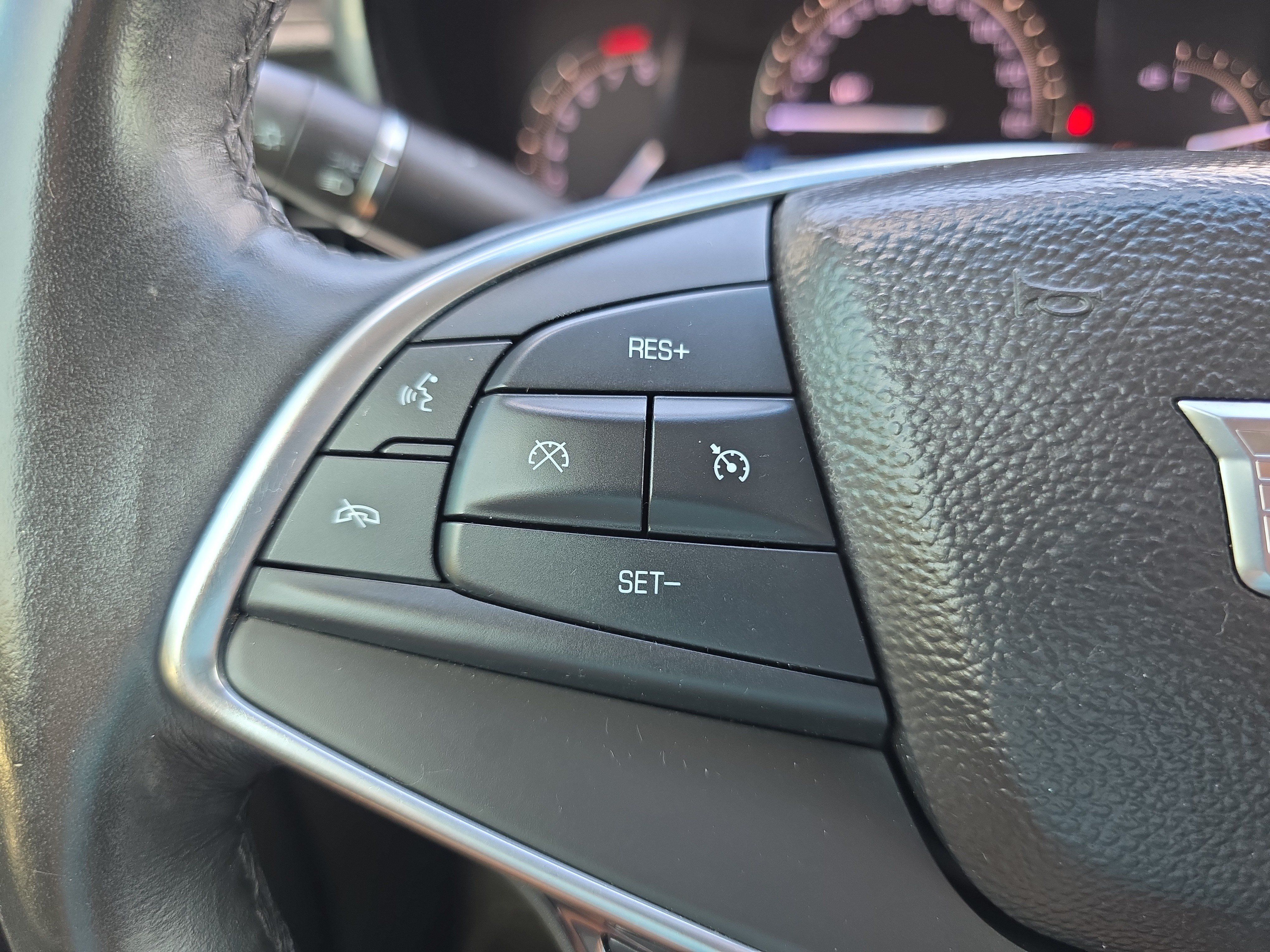 Used 2017 Cadillac XT5 Luxury FWD image 19