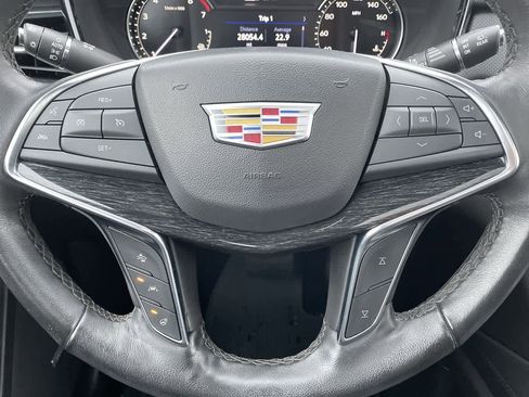 Certified 2023 Cadillac XT5 Premium Luxury image 10