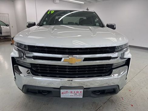 Used 2019 Chevrolet Silverado 1500 LT w/ All-Star Edition AWD/4WD image 3