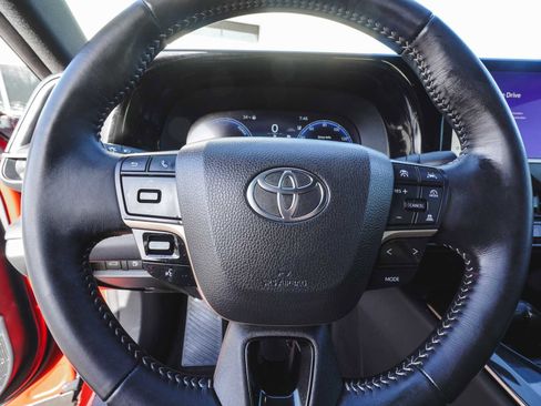 Used 2024 Toyota Crown XLE image 25