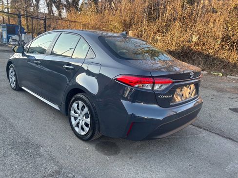 Used 2023 Toyota Corolla LE image 7