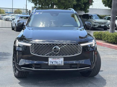 Used 2026 Volvo XC90 T8 Plus AWD/4WD image 2
