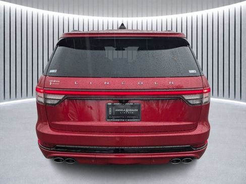 New 2025 Lincoln Aviator 2WD w/ Jet Appearance Package image 4