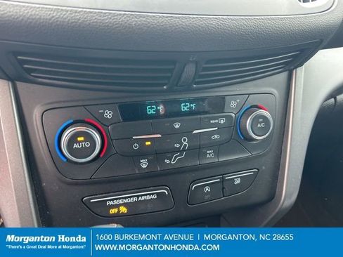 Used 2017 Ford Escape SE image 21