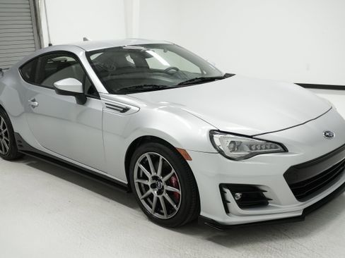 Used 2019 Subaru BRZ Limited w/ Performance Package image 3
