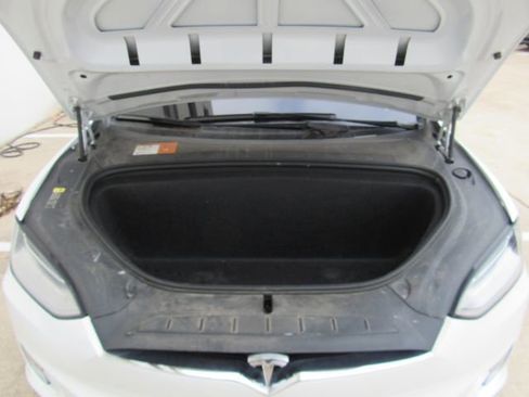 Used 2018 Tesla Model X 100D image 49