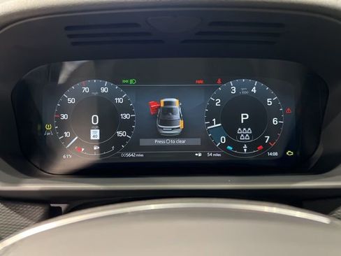 Used 2024 Land Rover Discovery Dynamic SE image 27