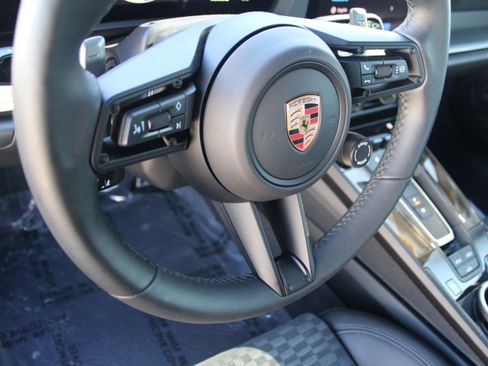 New 2026 Porsche 911 Carrera image 18