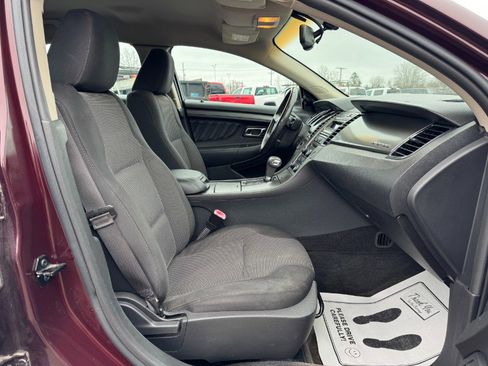 Used 2011 Ford Taurus SEL image 18