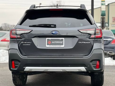 Used 2020 Subaru Outback Limited image 6