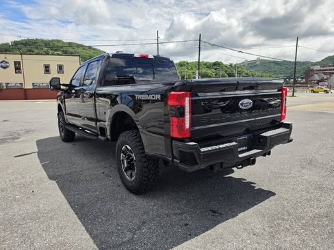 Used 2024 Ford F350 Lariat w/ Lariat Ultimate Package AWD/4WD image 6