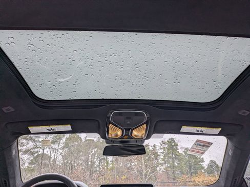 Used 2025 BMW M850i xDrive image 24